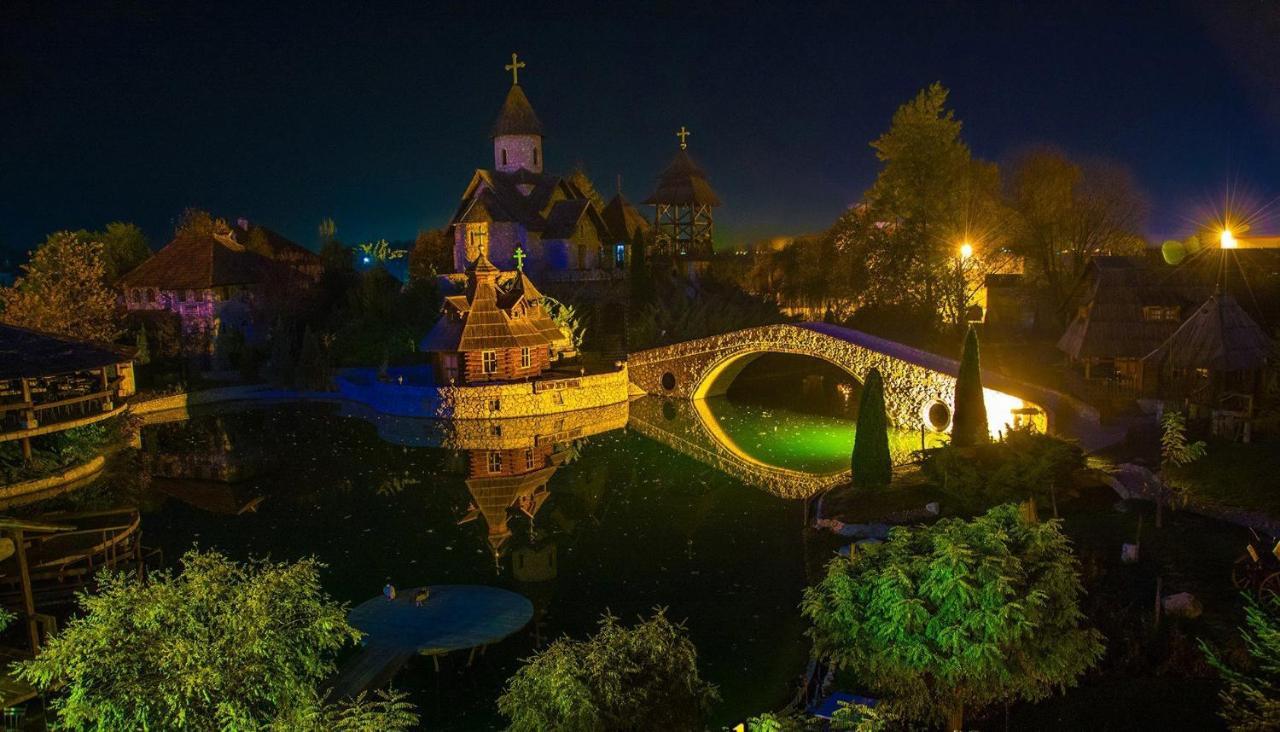 Ethno Village Stanisici Bijeljina Ngoại thất bức ảnh