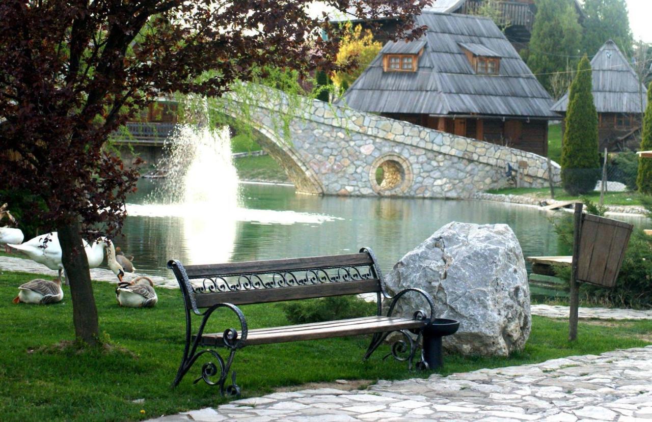 Ethno Village Stanisici Bijeljina Ngoại thất bức ảnh