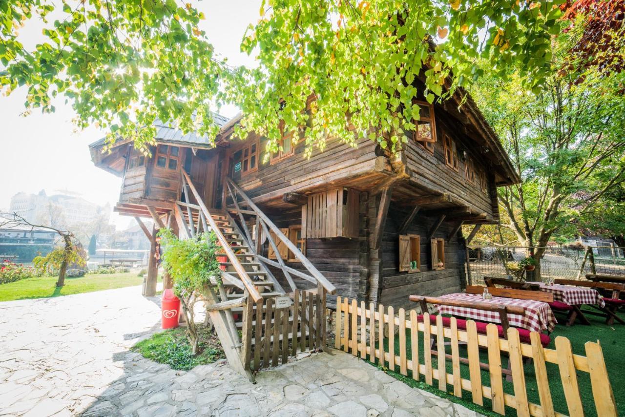 Ethno Village Stanisici Bijeljina Phòng bức ảnh